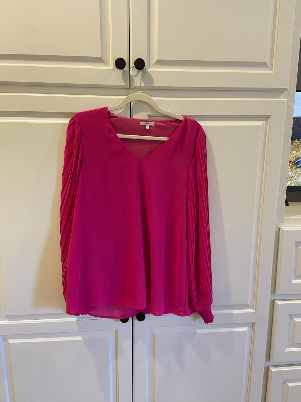 JODIFL Bright Fuchsia Pleated Sleeve V-Neck Blouse